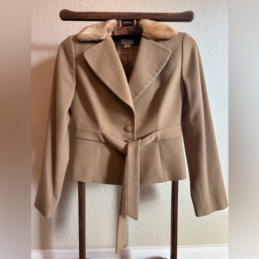 LOFT Tan Blazer with Faux Fur Collar